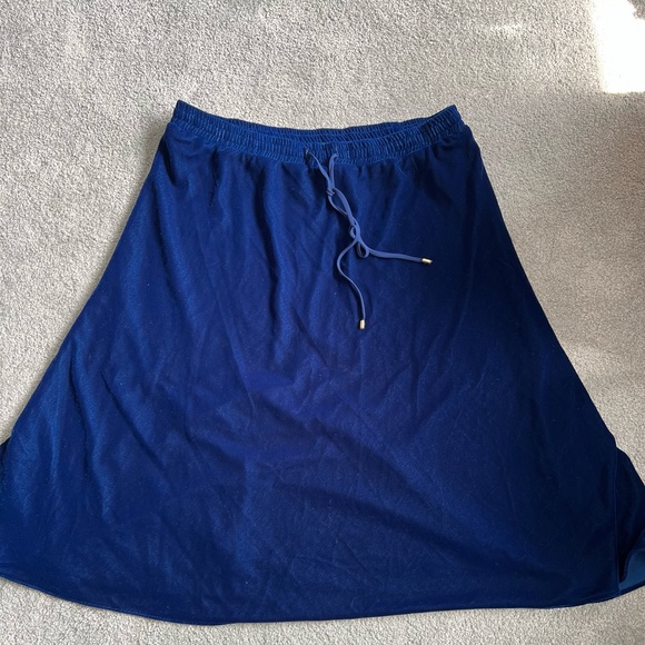 Womens Ralph Lauren Velvet mid length skirt sz M - Picture 2 of 8